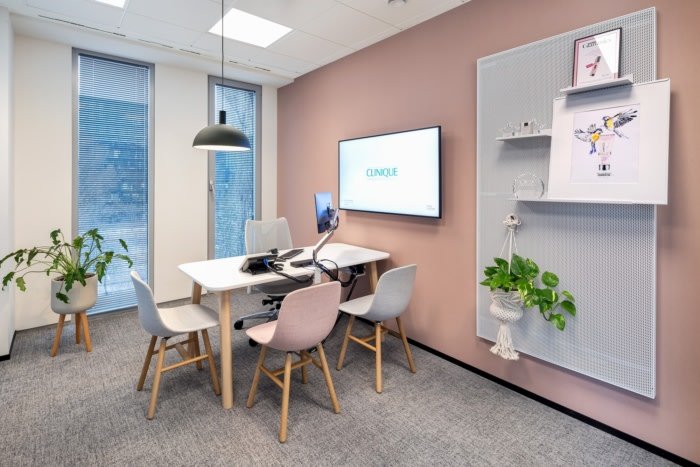 雅诗兰黛办事处 – 华沙