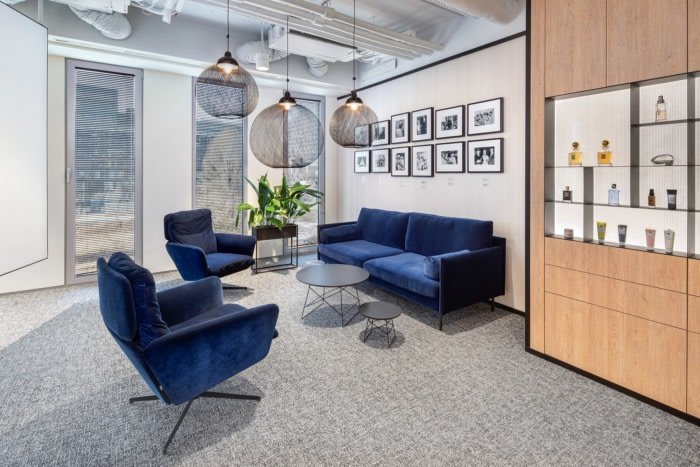 雅诗兰黛办事处 – 华沙