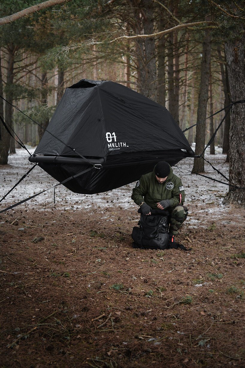 exod 的巨石是一个单人悬挂式充气帐篷
