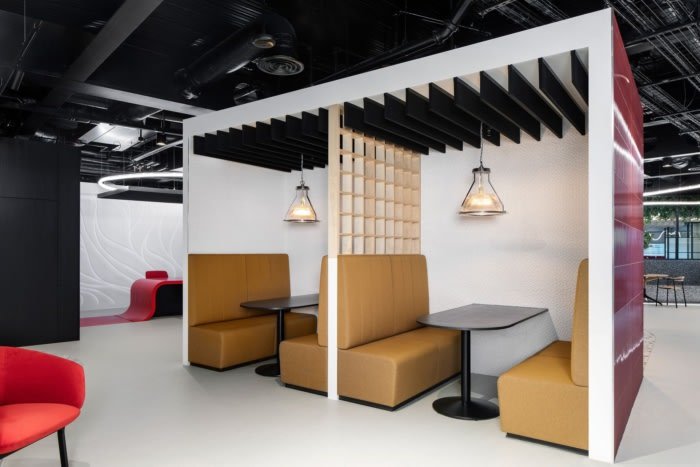 Oktra 的 Facepunch 工作室办公室