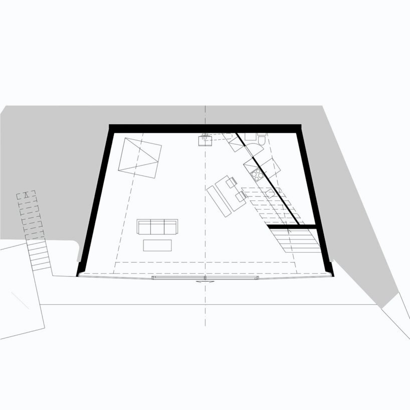 Studeny architekti 将混凝土壳屋嵌入斯洛伐克佩尔内克的山坡上