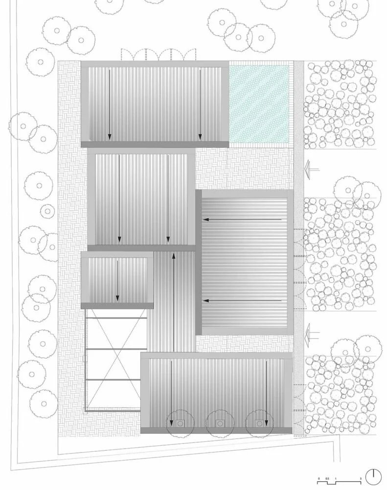 工作室阵列将新德里艺术家驻地“farm 8”包裹在竹编屏风中 工作室阵列将新德里艺术家驻地“farm 8”包裹在竹编屏风中