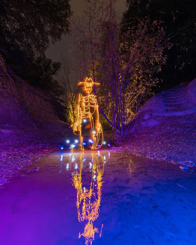 令人着迷的定格动画西部片由 600 多幅光画制成