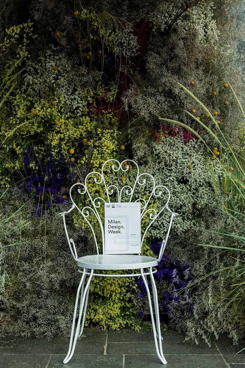 巴黎丽兹花女爵士 anne vitchen 用花卉装置入侵 DAAily 酒吧 巴黎丽兹花女爵士 anne vitchen 用花卉装置入侵 DAAily 酒吧