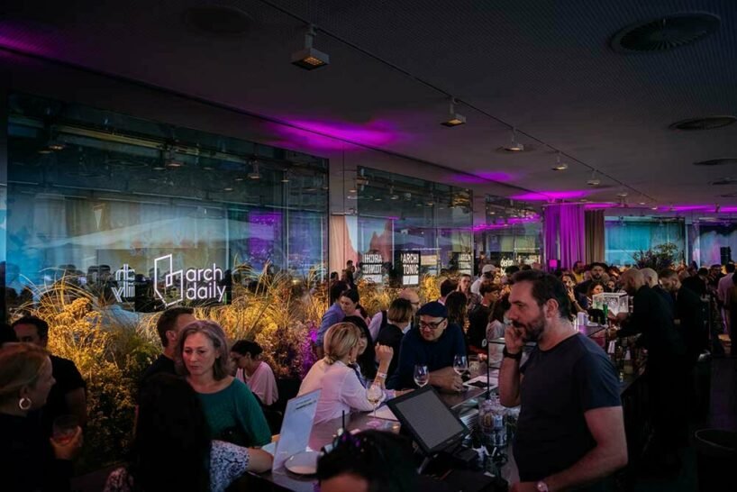 巴黎丽兹花女爵士 anne vitchen 用花卉装置入侵 DAAily 酒吧 巴黎丽兹花女爵士 anne vitchen 用花卉装置入侵 DAAily 酒吧