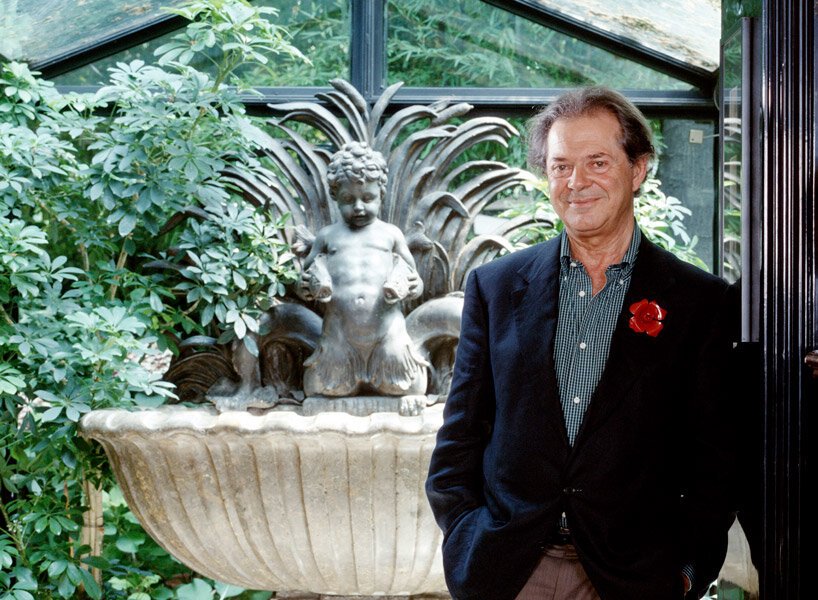 劳拉·卡萨利斯 (Laura casalis) 复兴弗朗哥·玛利亚·利奇 (Franco Maria Ricci) 的 FMR 杂志和迷宫