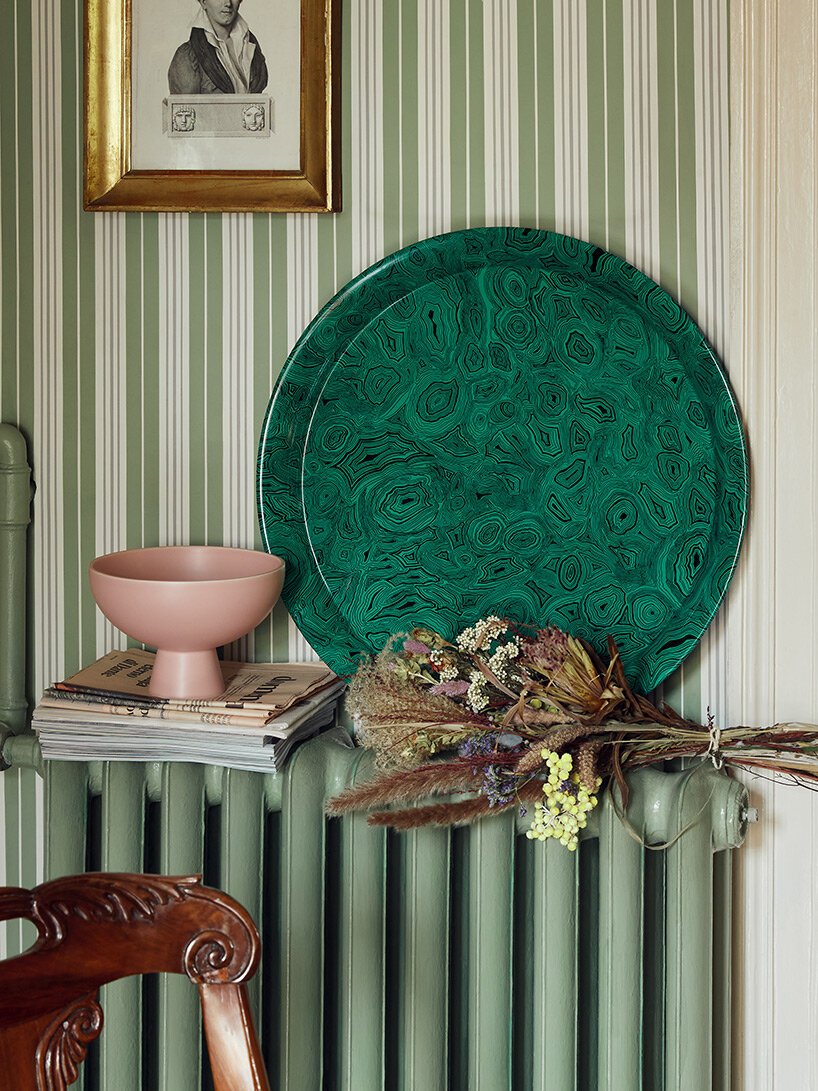 fornasetti 世界通过富有想象力、身临其境的在线购物体验走向数字化 fornasetti 世界通过富有想象力、身临其境的在线购物体验走向数字化