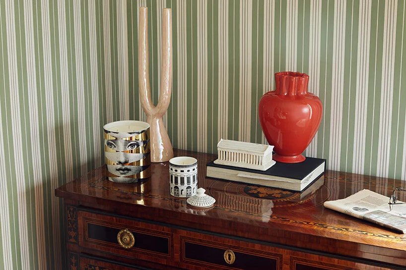 fornasetti 世界通过富有想象力、身临其境的在线购物体验走向数字化 fornasetti 世界通过富有想象力、身临其境的在线购物体验走向数字化