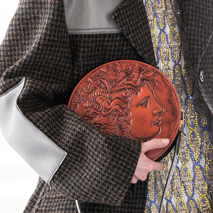 路易威登 (Louis Vuitton) 2021 年秋冬系列重点展示 Fornasetti Archives