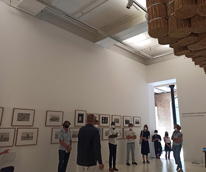 采访弗朗西斯·凯雷，了解他独特的造土技术