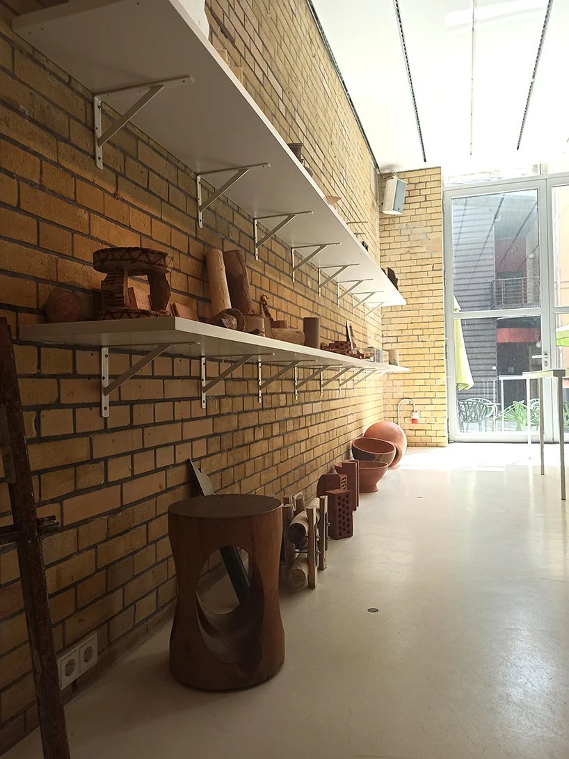 采访弗朗西斯·凯雷，了解他独特的造土技术