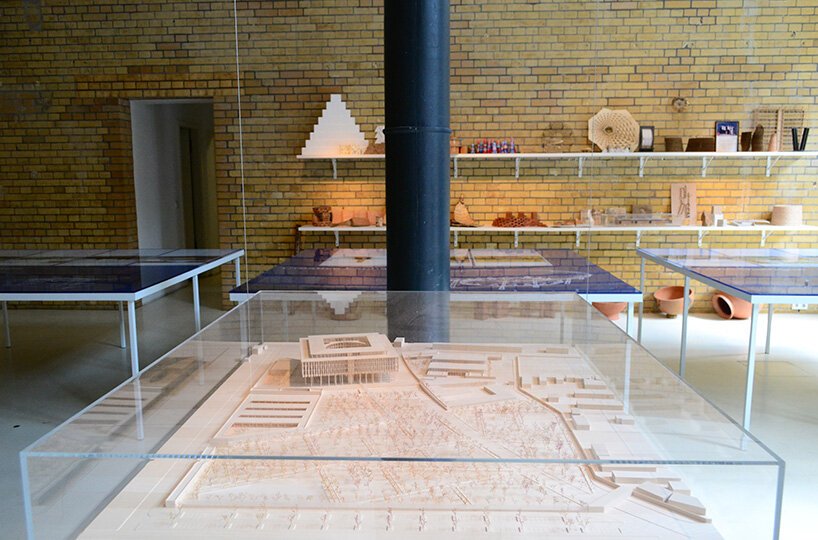 采访弗朗西斯·凯雷，了解他独特的造土技术