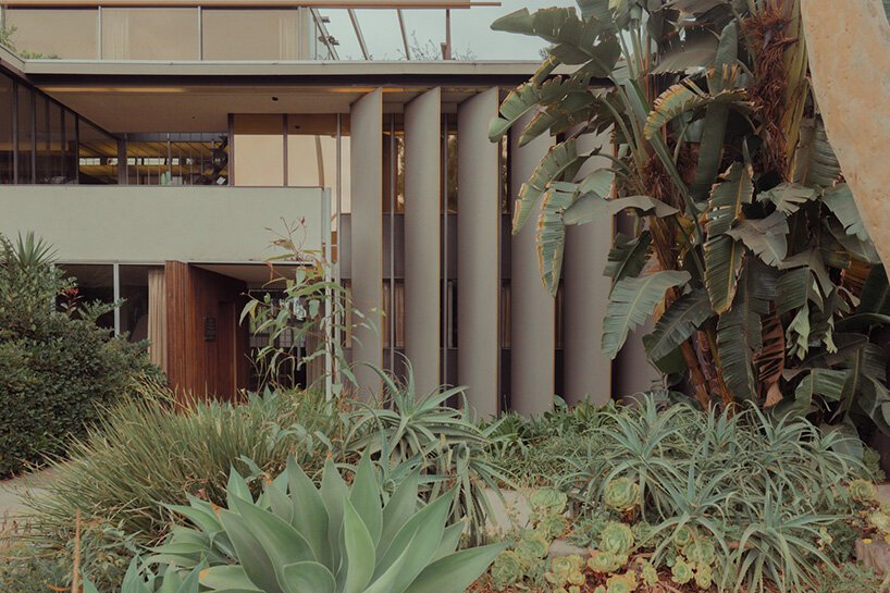 franck bohbot 拍摄了 Richard Neutra 位于洛杉矶的 VDL 研究室 II