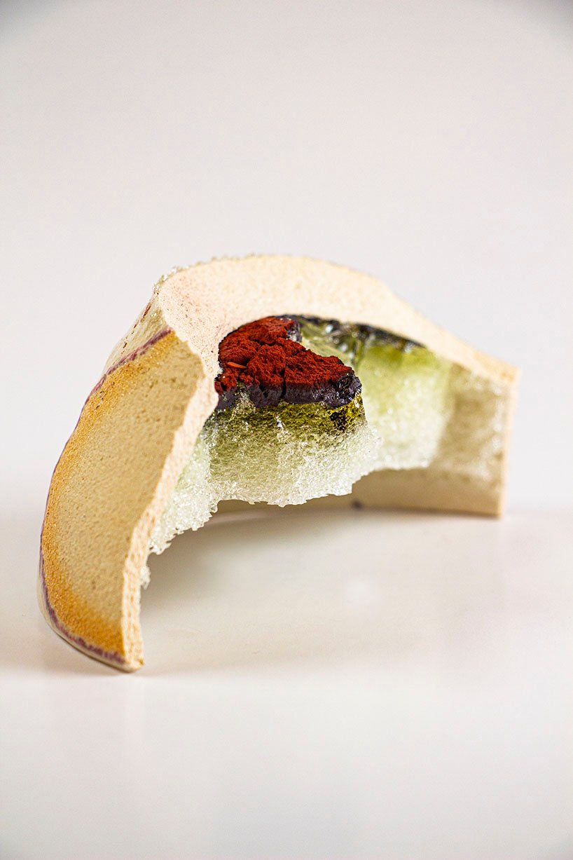 salome maarek 使用当地的以色列石材来制造可持续的自然着色玻璃