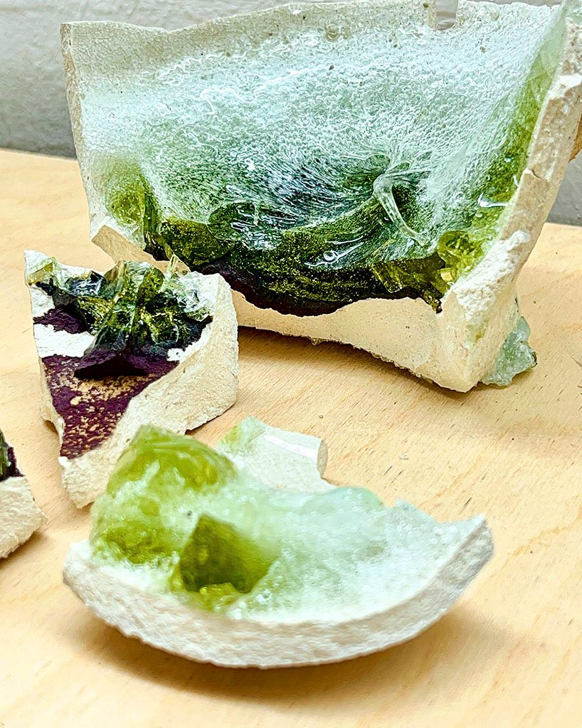 salome maarek 使用当地的以色列石材来制造可持续的自然着色玻璃