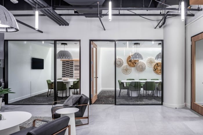 Frontera Crossing 便利设施中心由 S. Tipton Studio 设计 Frontera Crossing 便利设施中心由 S. Tipton Studio 设计