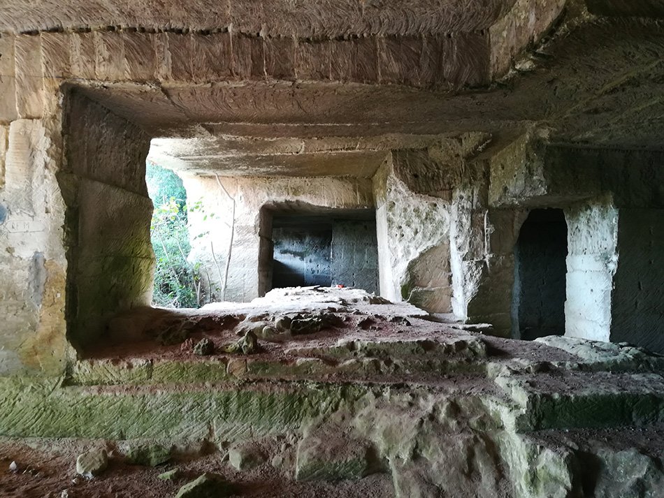 ensamble 工作室发掘了梅诺卡岛地下“ca'n terra”的新图像 ensamble 工作室发掘了梅诺卡岛地下“ca'n terra”的新图像