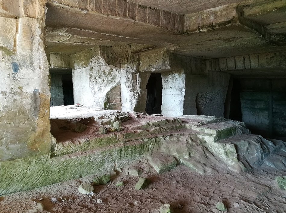 ensamble 工作室发掘了梅诺卡岛地下“ca'n terra”的新图像 ensamble 工作室发掘了梅诺卡岛地下“ca'n terra”的新图像