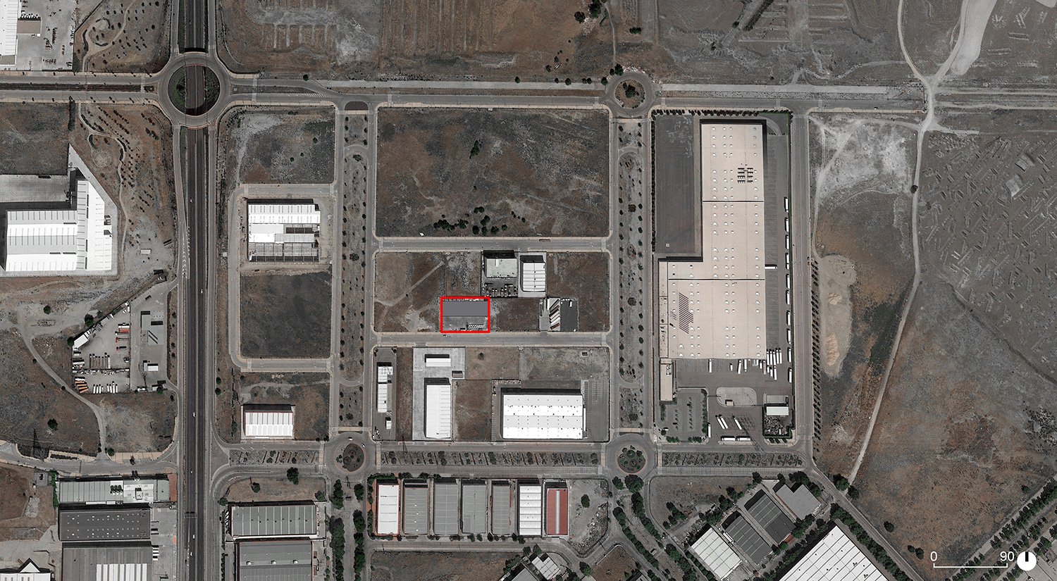 ensamble 工作室在马德里建立了自己的原型设计设施和制造实验室