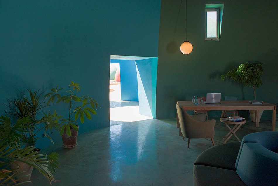 ZAV architects presence in hormuz 2 hormuz island iran designboom