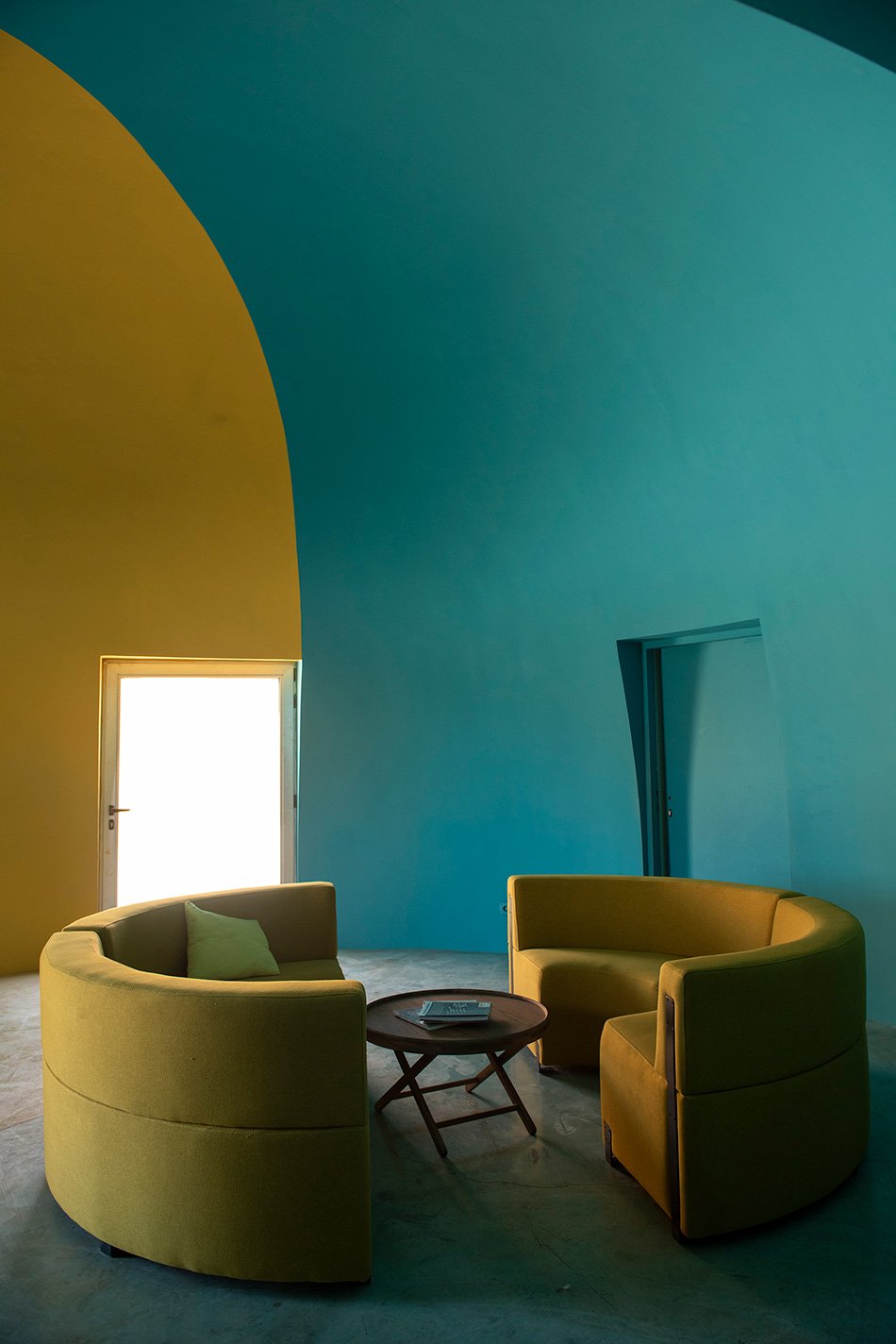 ZAV architects presence in hormuz 2 hormuz island iran designboom