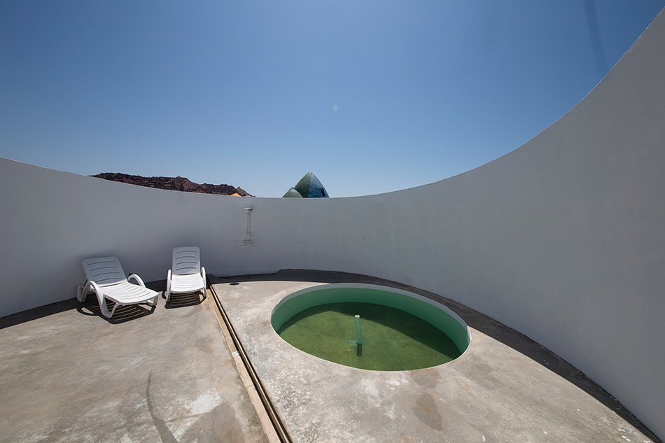 ZAV architects presence in hormuz 2 hormuz island iran designboom