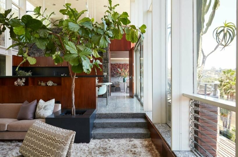 elevated on stilts above los angeles hillside, john lautner’s modernist gem is listed for M