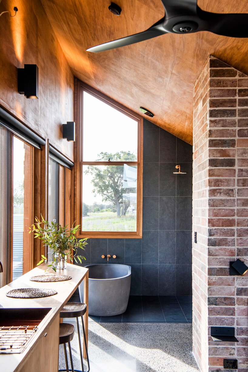 由回收材料制成的三角形离网爱彼迎将吸引大自然爱好者 由回收材料制成的三角形离网爱彼迎将吸引大自然爱好者