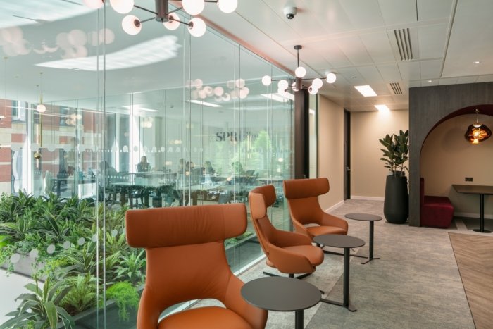 吉尔班克斯办公室 – 曼彻斯特