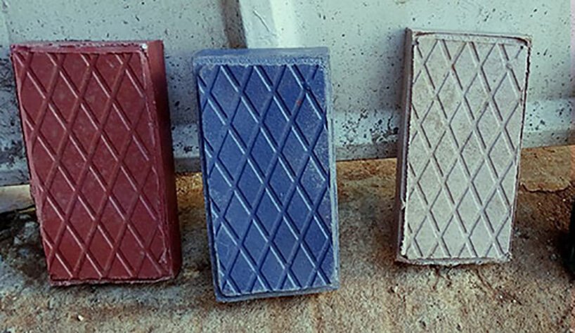 肯尼亚女性的初创公司将塑料回收制成比混凝土更坚固的砖块 肯尼亚女性的初创公司将塑料回收制成比混凝土更坚固的砖块