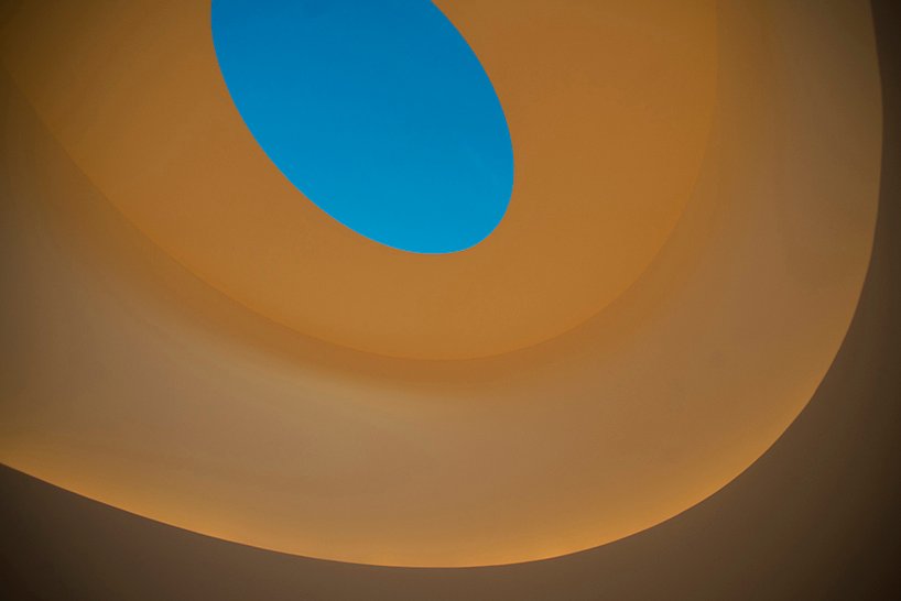 james turrell 和 a-works 的 Hardanger Skyspace 展现了挪威无尽的光景 james turrell 和 a-works 的 Hardanger Skyspace 展现了挪威无尽的光景