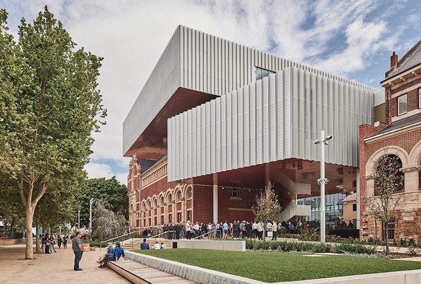 由 hassell + OMA 设计的西澳博物馆 boola bardip 在澳大利亚珀斯开幕 由 hassell + OMA 设计的西澳博物馆 boola bardip 在澳大利亚珀斯开幕