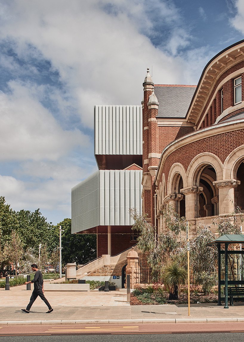 由 hassell + OMA 设计的西澳博物馆 boola bardip 在澳大利亚珀斯开幕 由 hassell + OMA 设计的西澳博物馆 boola bardip 在澳大利亚珀斯开幕