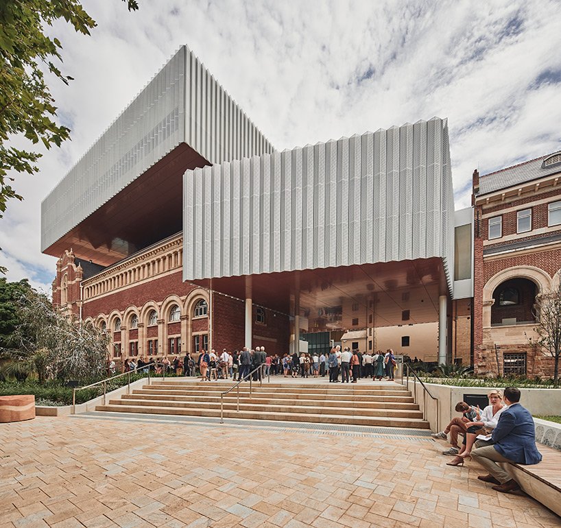 由 hassell + OMA 设计的西澳博物馆 boola bardip 在澳大利亚珀斯开幕 由 hassell + OMA 设计的西澳博物馆 boola bardip 在澳大利亚珀斯开幕