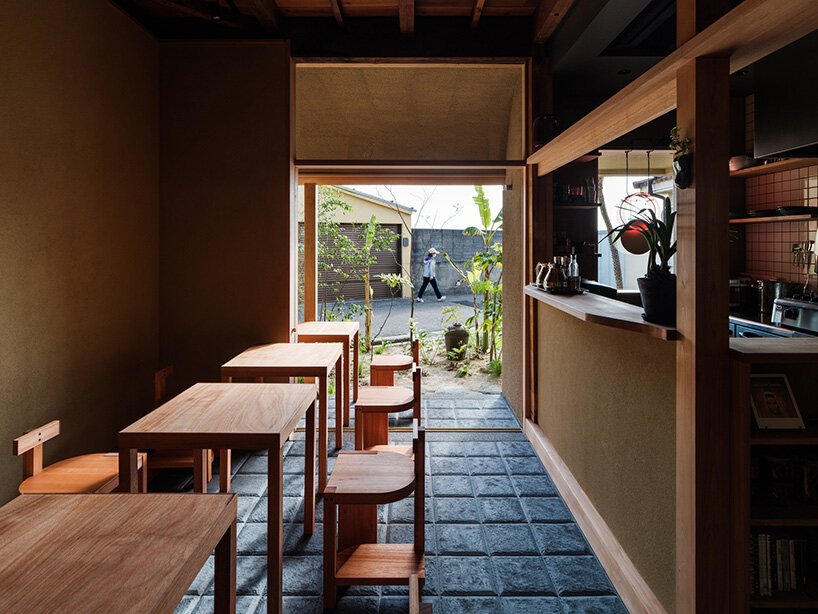 akio isshiki's house evokes tropical design on japan's hayashisaki matsue beach