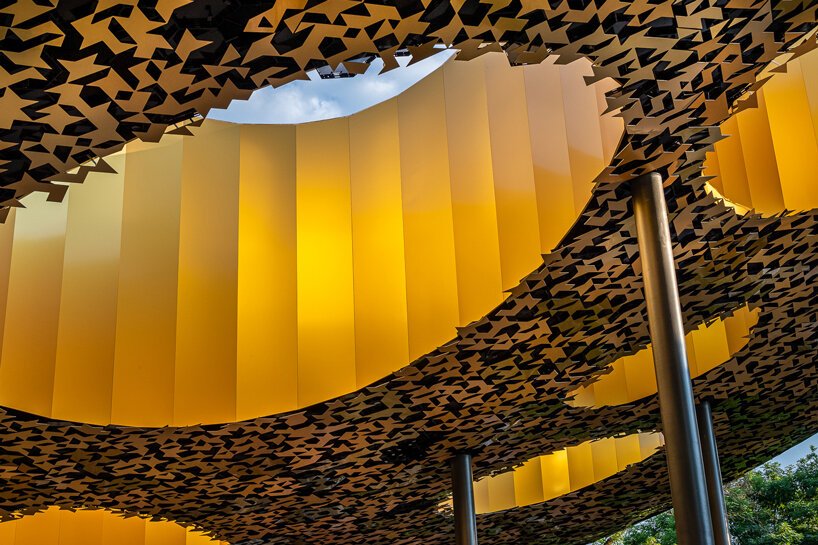 藤本壮介在布达佩斯的“音乐之家”上安装了穿孔屋顶天篷