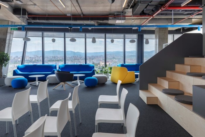 超科学办公室 – 索非亚