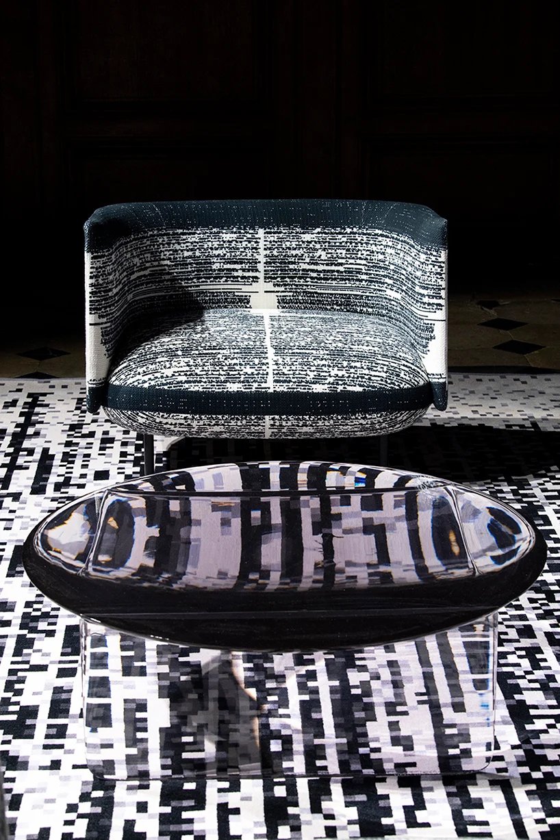 坐在像素云中,欣赏 Miguel Chevalier 和 A+A cooren 设计的新家具系列 坐在像素云中,欣赏 Miguel Chevalier 和 A+A cooren 设计的新家具系列