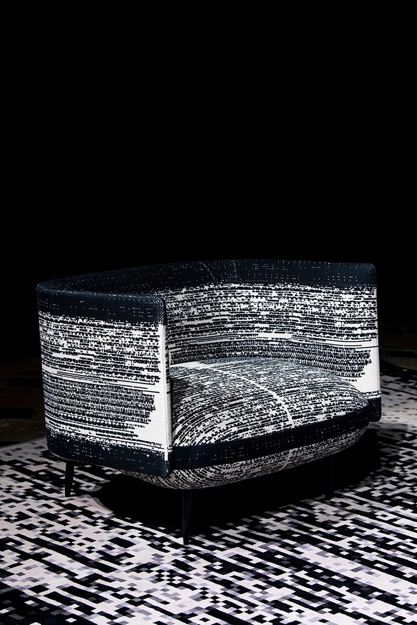 坐在像素云中,欣赏 Miguel Chevalier 和 A+A cooren 设计的新家具系列 坐在像素云中,欣赏 Miguel Chevalier 和 A+A cooren 设计的新家具系列