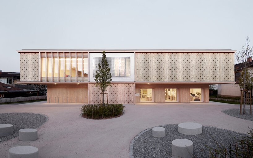 2021 年排名前 10 的学校和教育建筑 2021 年排名前 10 的学校和教育建筑