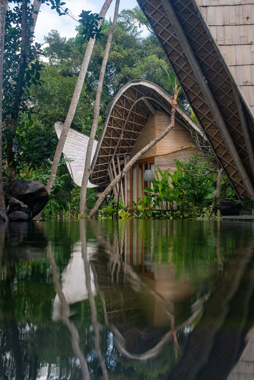 Inspiral 建筑师将竹子 + 夯土结合在巴厘岛的乌拉曼生态度假村 Inspiral 建筑师将竹子 + 夯土结合在巴厘岛的乌拉曼生态度假村