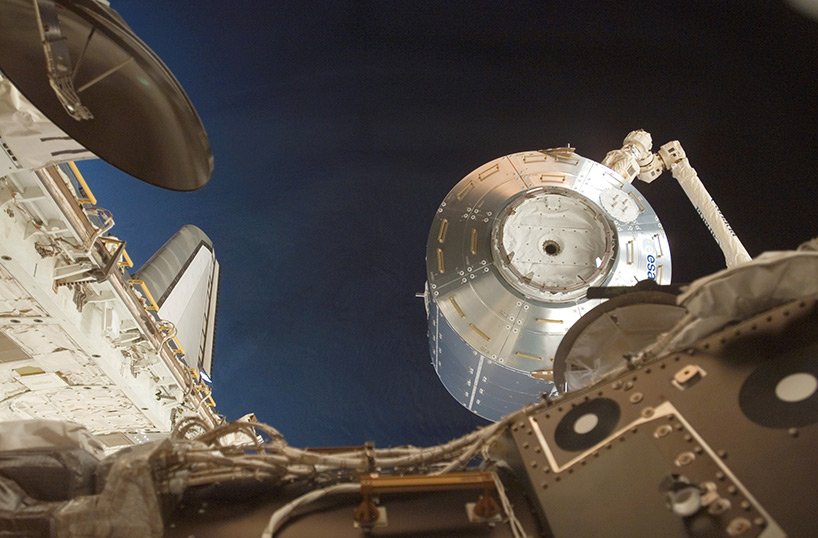 国际空间站照片集锦庆祝人类在轨生活 20 周年 国际空间站照片集锦庆祝人类在轨生活 20 周年