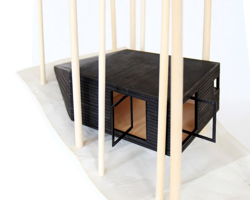 jacobschang Architecture 的“半树屋”似乎漂浮在树林中