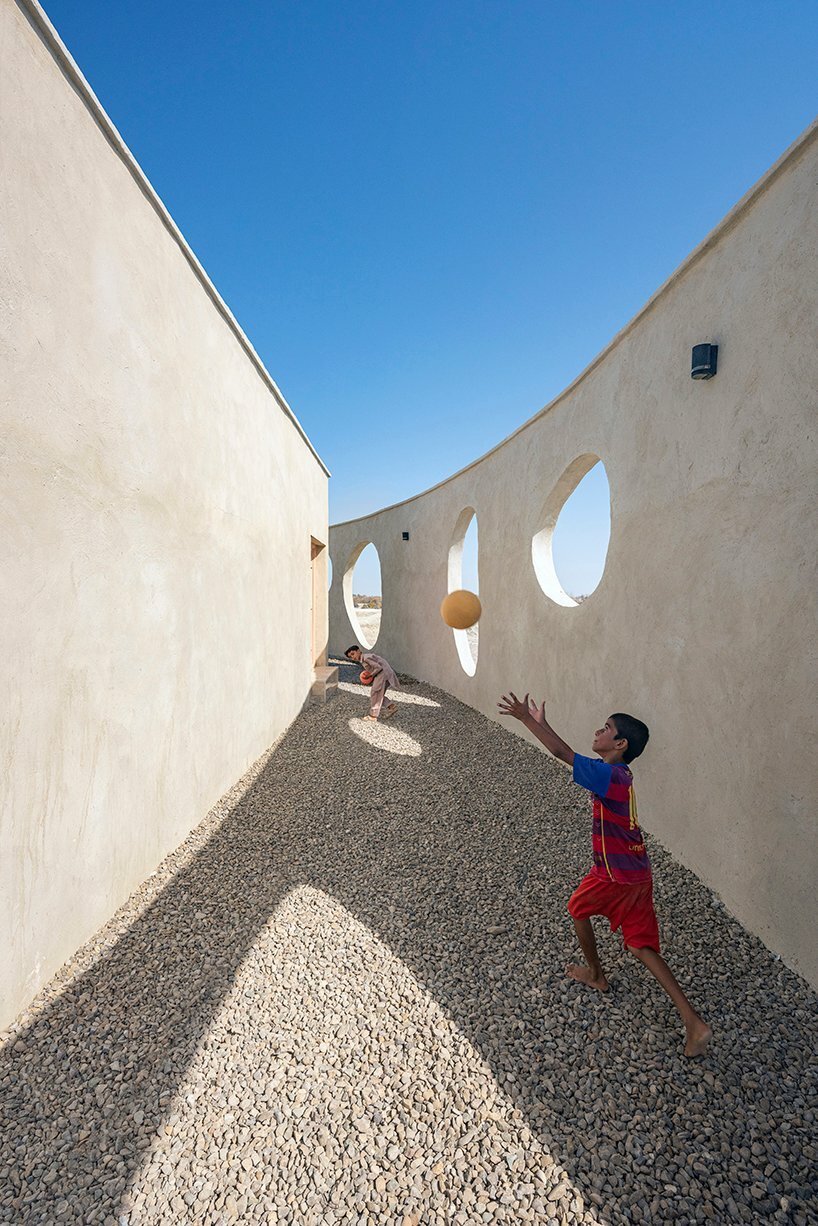 2022 年读者投稿前 10 名——社会影响