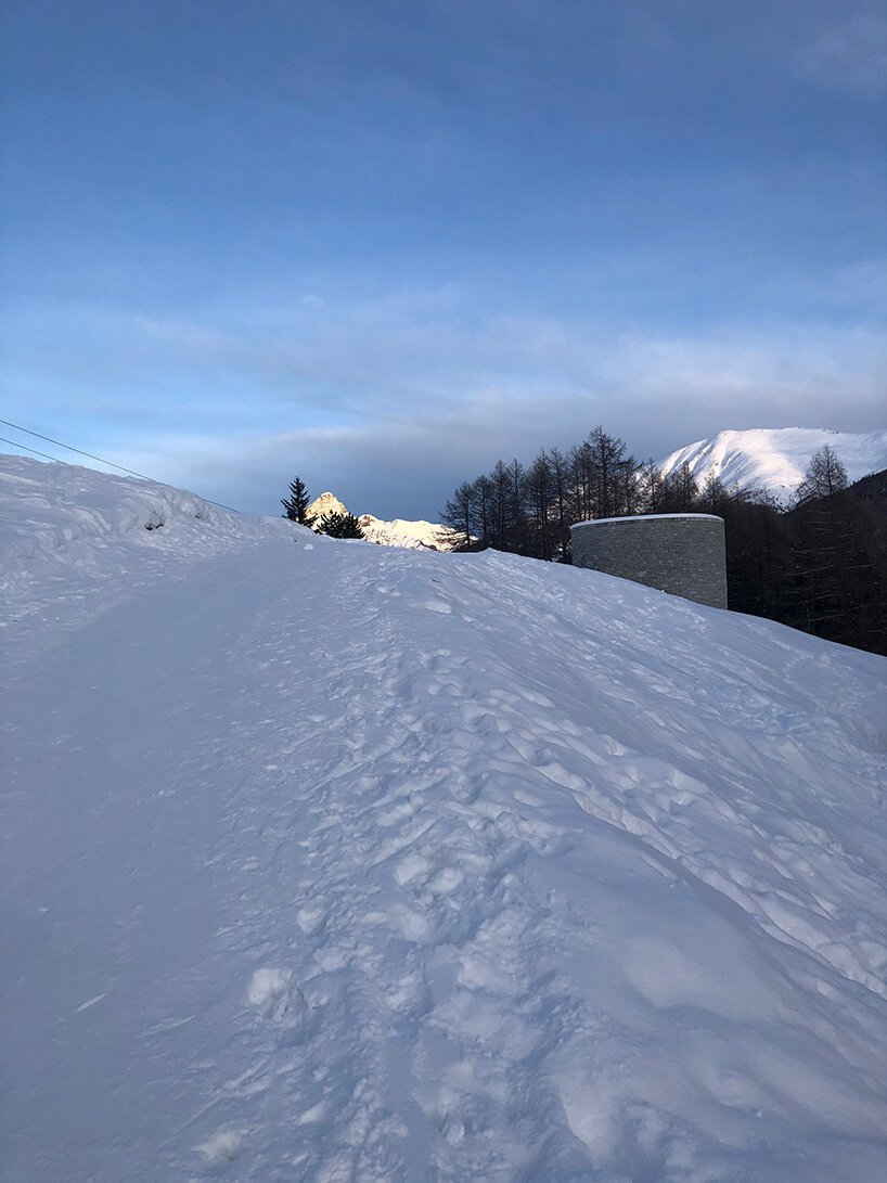 詹姆斯·特瑞尔天空空间“piz uter”内部:弗里茨·豪瑟鼓曲 詹姆斯·特瑞尔天空空间“piz uter”内部:弗里茨·豪瑟鼓曲