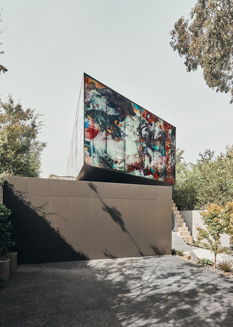 KUD completes JARtB house with a translucent fresco façade designboom