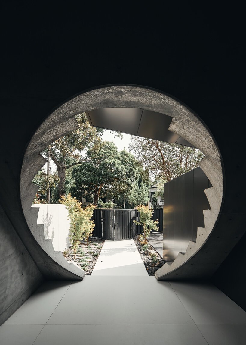KUD completes JARtB house with a translucent fresco façade designboom
