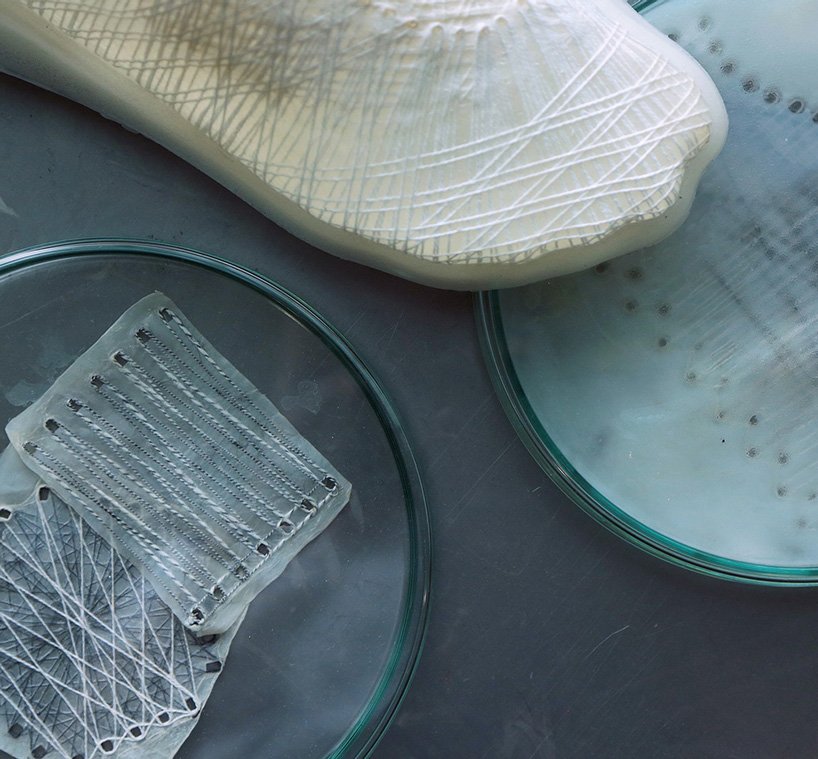 jen keane 在“this is grated”鞋中采用微生物编织 jen keane 在“this is grated”鞋中采用微生物编织