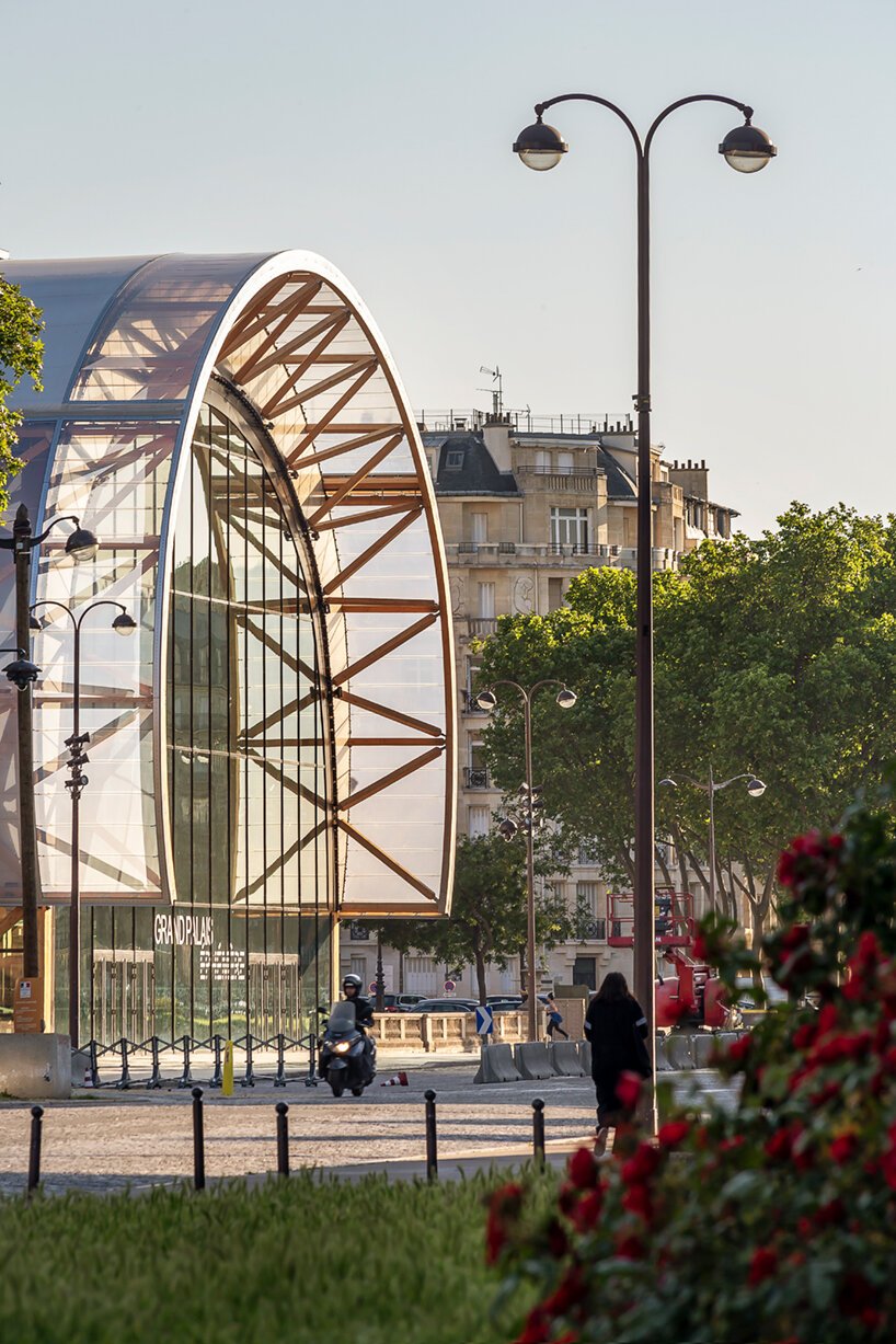 wilmotte & associés 的 Grand Palais Ephémère 矗立在巴黎，如同一座短暂的宫殿