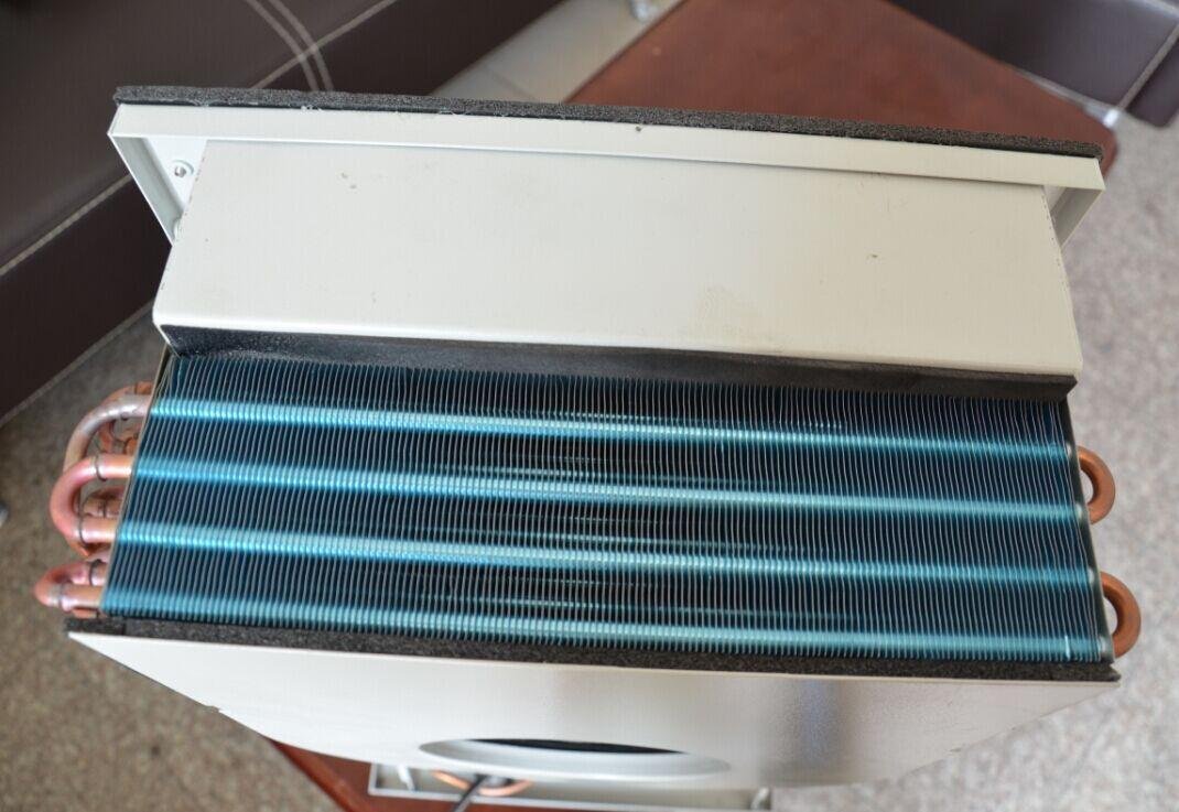 为什么经常有冷凝水？空调漏水的是有原因的.jpg